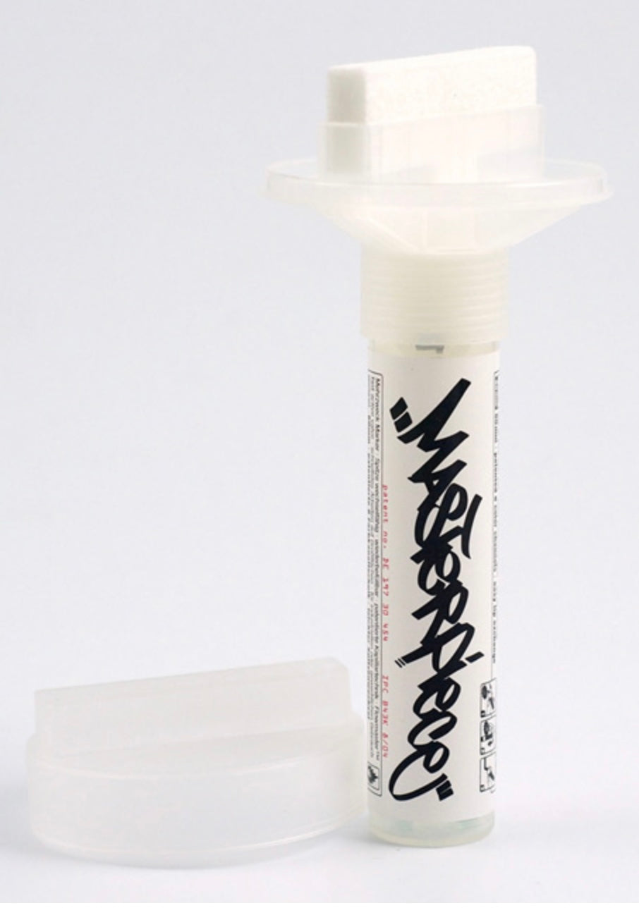 Molotow 711em empty masterpiece marker
