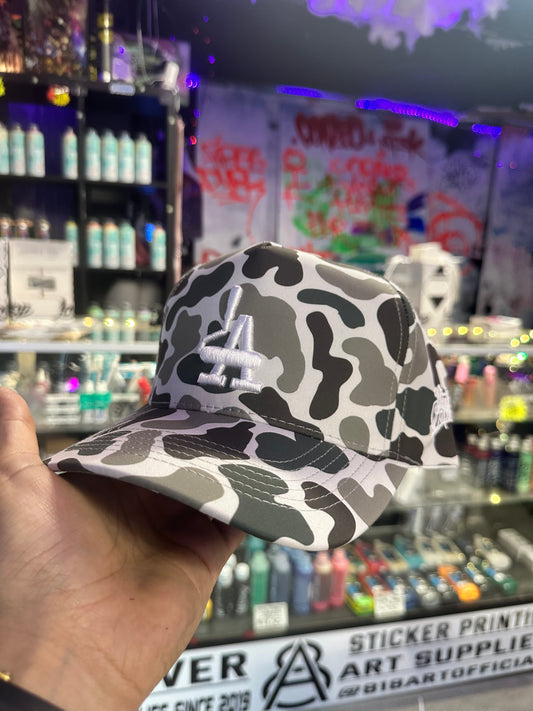 GREY CAMO LA SNAPBACK